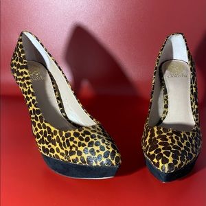Leopard Pumps